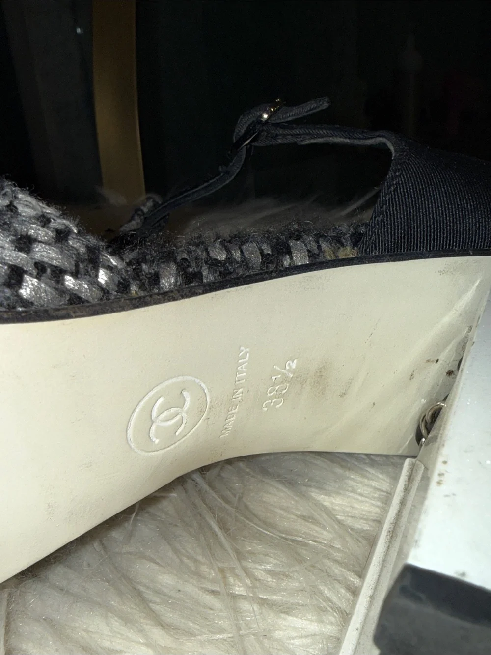 Chanel Black/Monochrome Tweed Fabric Chain T Strap Pumps Size 38.5
